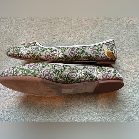 Tory Burch T Charm Embroided Canvas T Logo Ballet Flats - Picture 15 of 15